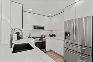 25735 Perlman Pl, Stevenson Ranch, CA 91381 - Photo 15