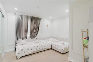 9231 1/2 Cedros Ave, Panorama City, CA 91402 - Photo 17