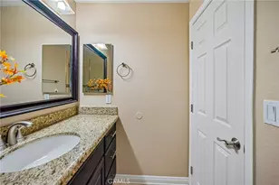 9930 Owensmouth Ave, Chatsworth, CA 91311 - Photo 19