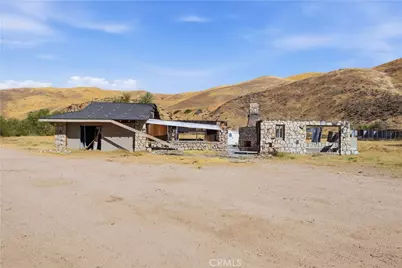 38101 Gorman Post Road, Lebec, CA 93243 - Photo 1
