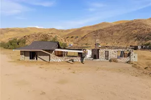 38101 Gorman Post Rd, Lebec, CA 93243 - Photo 9