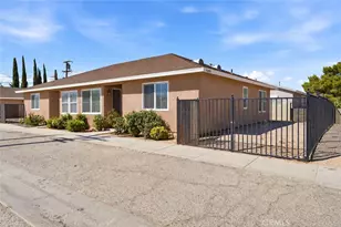 45019 Division, Lancaster, CA 93535 - Photo 1