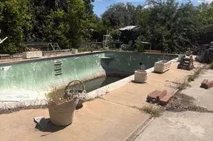 10210 Encino Ave, Northridge, CA 91325 - Photo 7