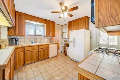 2561 W Avenue K, Lancaster, CA 93536 - Photo 11