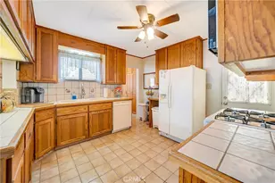 2561 W Ave K, Lancaster, CA 93536 - Photo 11
