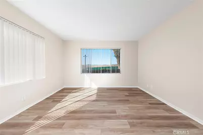21309 Eucalyptus Way #101, Newhall, CA 91321 - Photo 11