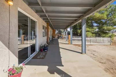 6433 Sunnyslope Road, Phelan, CA 92371 - Photo 11