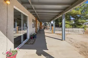 6433 Sunnyslope Rd, Phelan, CA 92371 - Photo 11