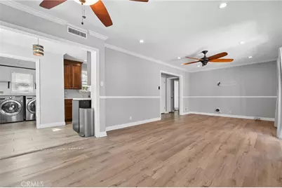 6440 Hanna Avenue, Woodland Hills, CA 91303 - Photo 7