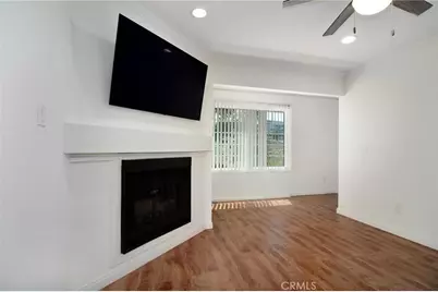 5525 Canoga Avenue #124, Woodland Hills, CA 91367 - Photo 3
