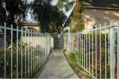 17135 Roscoe Boulevard #7, Northridge, CA 91325 - Photo 9