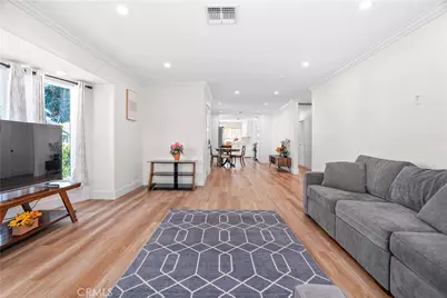 2701 Arlington Avenue, Los Angeles, CA 90018 - Photo 5
