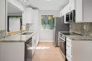 26331 Oakspur Dr, Newhall, CA 91321 - Photo 3