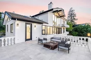23555 Summit Dr, Calabasas, CA 91302 - Photo 43