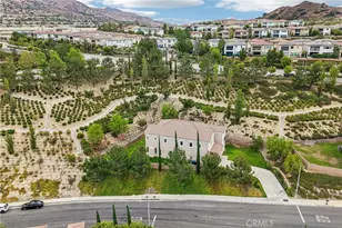 11978 Ricasoli Way, Porter Ranch, CA 91326 - Photo 47