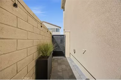 27276 Red Willow Court, Valencia, CA 91381 - Photo 49