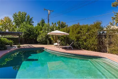 22429 Bessemer Street, Woodland Hills, CA 91367 - Photo 37