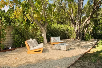 23921 Berdon Street, Woodland Hills, CA 91367 - Photo 39