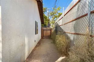 1028 Jeffrey, Bakersfield, CA 93305 - Photo 43