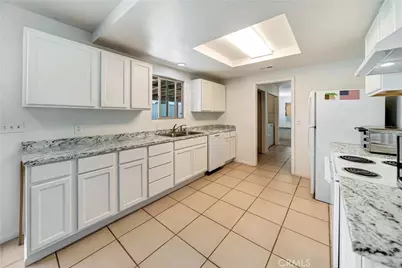 5023 Smoke Tree, Phelan, CA 92371 - Photo 13