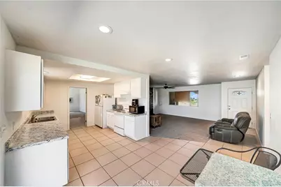 5023 Smoke Tree, Phelan, CA 92371 - Photo 11