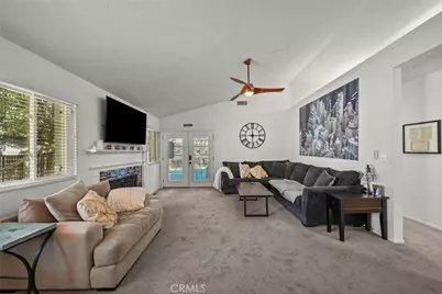 22802 Acacia Court, Saugus, CA 91390 - Photo 7