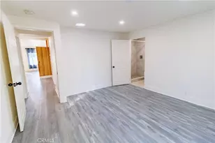 10532 Zelzah Ave, Granada Hills, CA 91344 - Photo 7