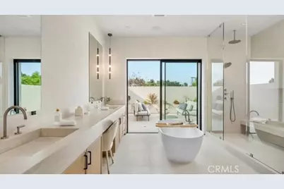 15447 Huston, Sherman Oaks, CA 91403 - Photo 9