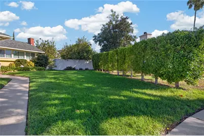 10639 Saloma, Los Angeles, CA 91345 - Photo 5
