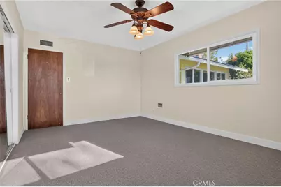 10639 Saloma, Los Angeles, CA 91345 - Photo 19