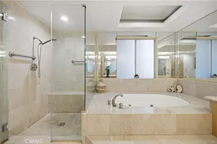 12841 Bloomfield St, Studio City, CA 91604 - Photo 21