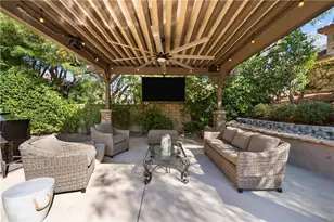 25638 Elmwood Ln, Valencia, CA 91381 - Photo 51