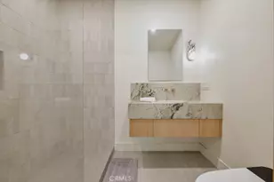 5551 Valerie Ave, Woodland Hills, CA 91367 - Photo 27