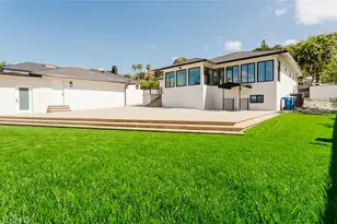 941 Sherlock Dr, Burbank, CA 91501 - Photo 13