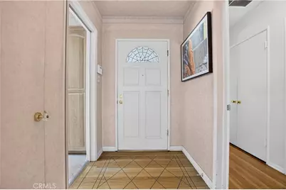 5961 Hillview Park, Los Angeles, CA 91401 - Photo 3