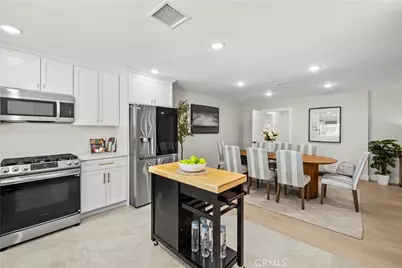 16360 Parthenia, North Hills, CA 91343 - Photo 11