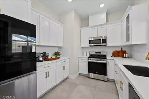 16360 Parthenia, North Hills, CA 91343 - Photo 57