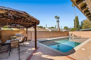 7023 De Celis, Van Nuys, CA 91406 - Photo 21