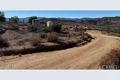35150 Via Famero Drive, Acton, CA 93510 - Photo 3