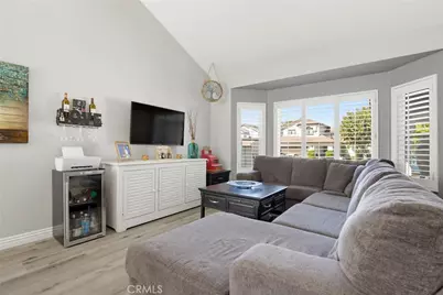28744 Citrus Place, Saugus, CA 91390 - Photo 5