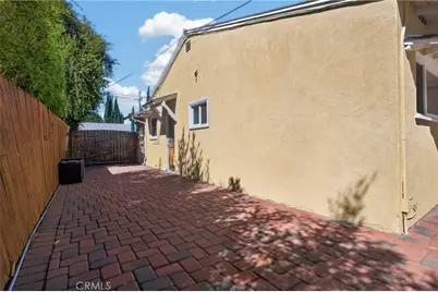 10572 Shoshone Avenue, Granada Hills, CA 91344 - Photo 27