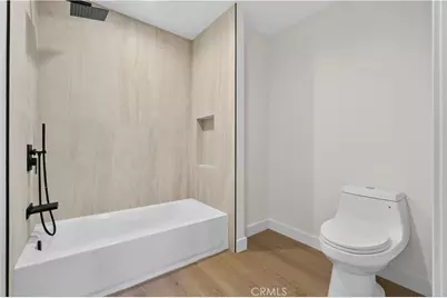 15455 Sherman, Van Nuys, CA 91406 - Photo 13