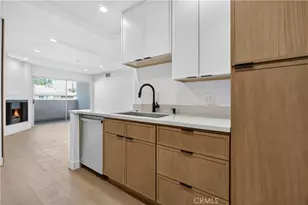 15455 Sherman, Van Nuys, CA 91406 - Photo 9