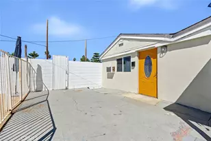 10989 Mascarell Ave, Mission Hills (San Fernando), CA 91345 - Photo 17