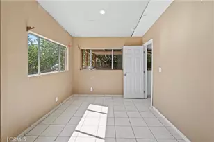 10561 Marklein, Mission Hills (San Fernando), CA 91345 - Photo 27