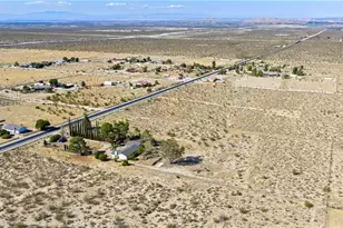 33036 E 165th St, Llano, CA 93544 - Photo 39
