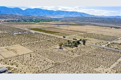 33036 E 165th Street, Llano, CA 93544 - Photo 37