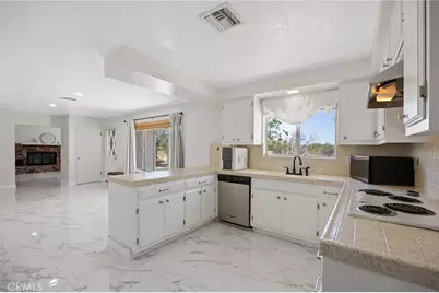 33036 E 165th Street, Llano, CA 93544 - Photo 15
