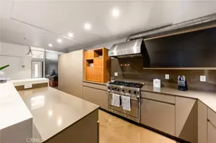 1037 N Laurel Ave, Los Angeles, CA 90046 - Photo 15