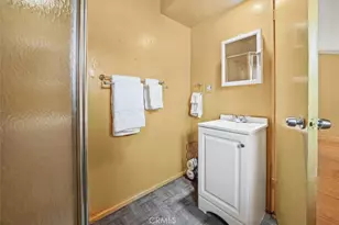 1311 Knox St, San Fernando, CA 91340 - Photo 25